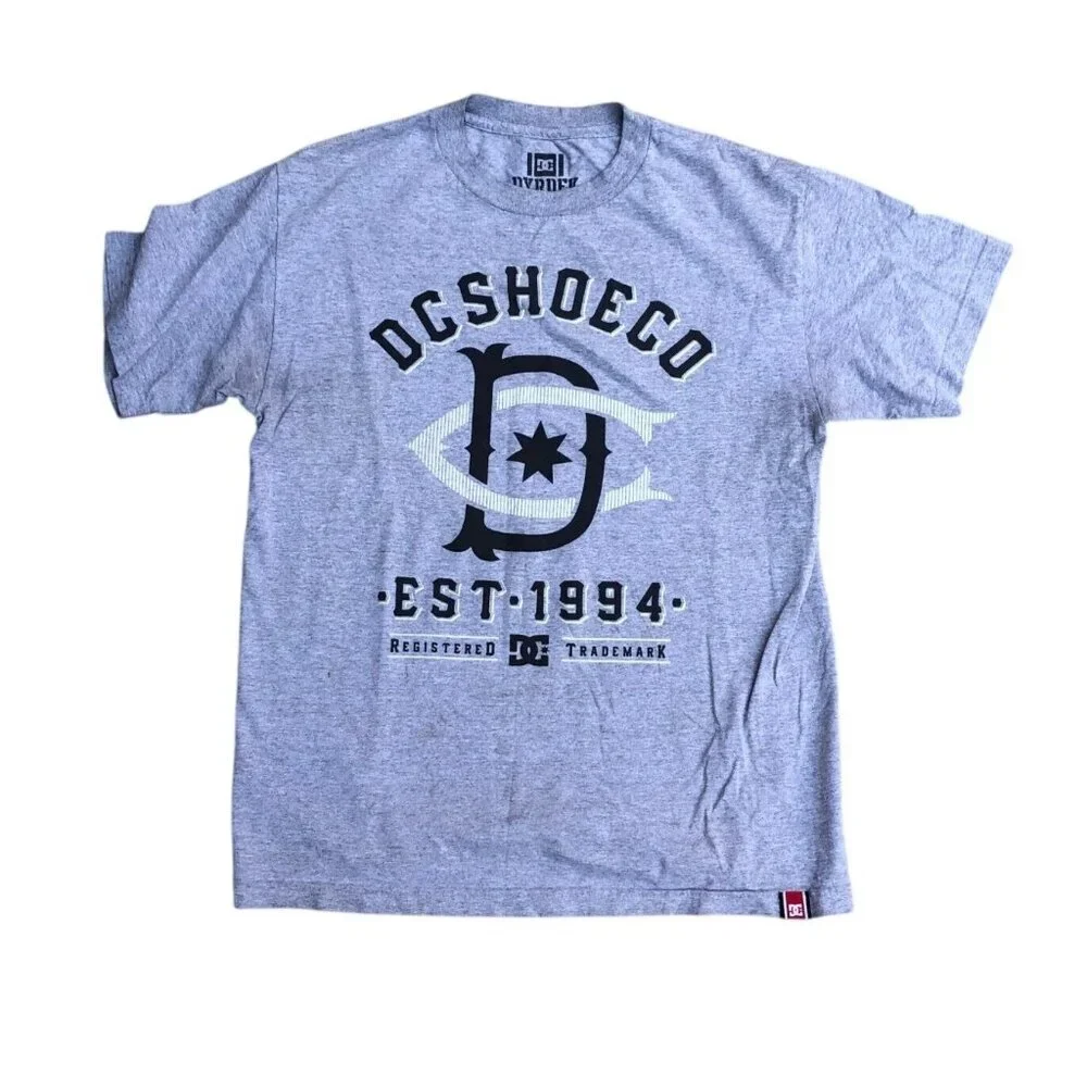VTG Y2K DC SHOES x DYRDEK T Shirt MEDIUM Men's Grey Short Sleeve Crew Top​